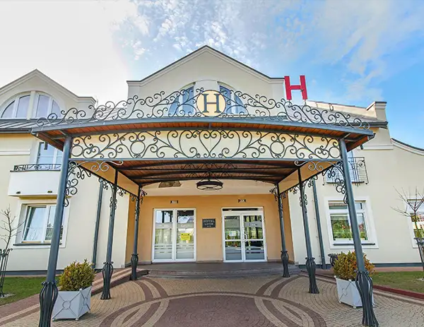 Hotel Lotos išorė